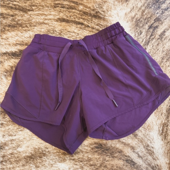 Lululemon shorts - Picture 1 of 3